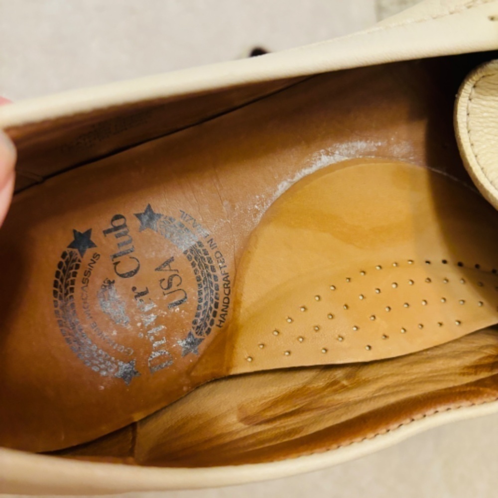 Driver Club USA Cream Leather Loafers - Picture 3 of 9